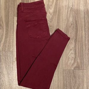 Burgundy skinny Jean